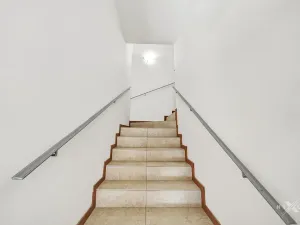 Prodej rodinného domu, Černolice, Ke dvoru, 375 m2