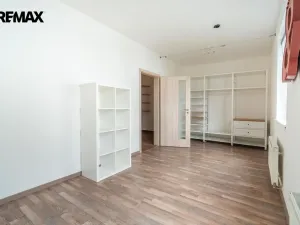 Pronájem bytu 2+kk, Praha, U starého mlýna, 53 m2