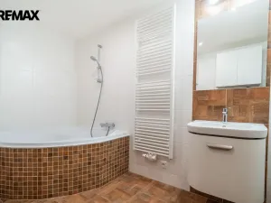 Pronájem bytu 2+kk, Praha, U starého mlýna, 53 m2