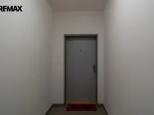 Pronájem bytu 2+kk, Praha, U starého mlýna, 53 m2