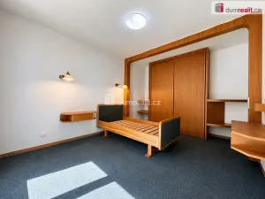 Prodej bytu 1+1, Karlovy Vary, Sládkova, 35 m2