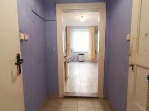 Prodej bytu 2+kk, Praha - Žižkov, Žerotínova, 33 m2