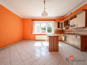 Prodej rodinného domu, Bystřany, Cajthamlova, 226 m2