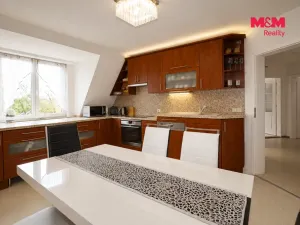 Prodej bytu 3+1, Dalovice - Všeborovice, Dolní, 74 m2