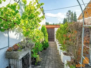 Prodej rodinného domu, Hrobčice, 360 m2