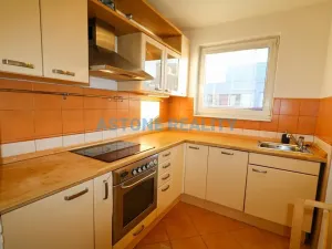 Pronájem bytu 2+kk, Praha - Prosek, Litoměřická, 50 m2