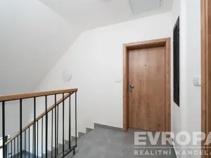Pronájem bytu 2+kk, Dolní Branná, 52 m2
