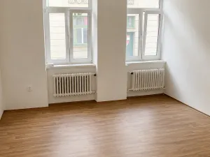 Pronájem bytu 2+1, Krnov, Stará, 65 m2