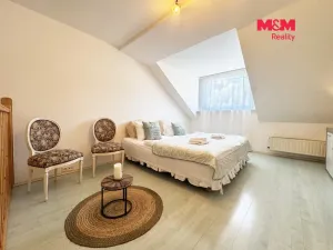 Prodej bytu 3+1, Karlovy Vary, Škroupova, 96 m2