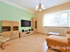 Pronájem bytu 3+1, Brno, Stromovka, 180 m2