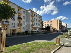 Pronájem bytu 2+1, Hořovice, Palackého náměstí, 55 m2