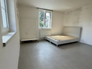 Pronájem bytu 3+kk, Praha - Klánovice, Divecká, 1000 m2
