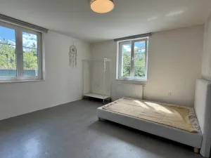 Pronájem bytu 3+kk, Praha - Klánovice, Divecká, 1000 m2