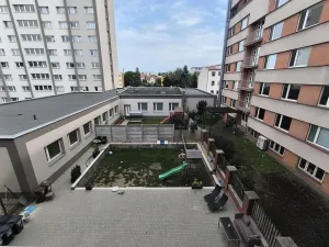 Pronájem bytu 2+kk, Hradec Králové, Vocelova, 45 m2