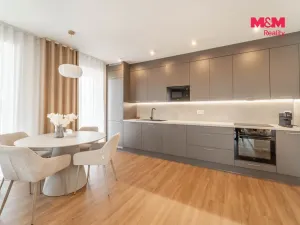 Prodej bytu 3+kk, Rokycany, Vysoký průhon, 81 m2