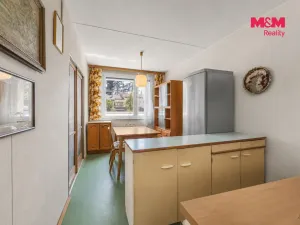 Prodej bytu 3+1, Praha - Lhotka, Novodvorská, 71 m2