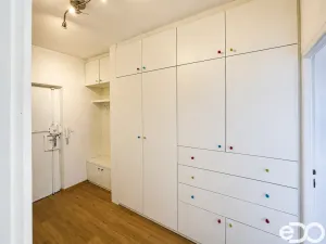 Pronájem bytu 2+kk, Praha, Troilova, 53 m2