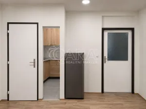 Pronájem bytu 2+1, Praha - Strašnice, Nad vodovodem, 46 m2