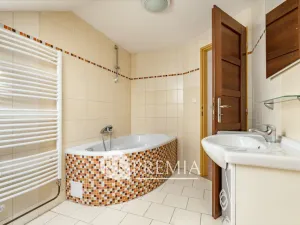 Pronájem bytu 3+1, Teplice, Kašparova, 116 m2