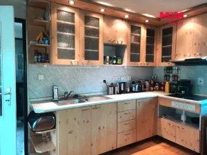 Prodej rodinného domu, Bouzov - Bezděkov, 158 m2