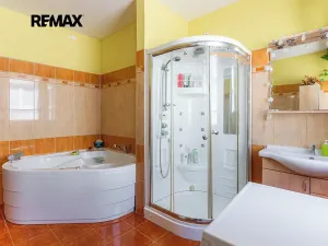 Prodej ubytování, Šenov u Nového Jičína, Jaselská, 545 m2