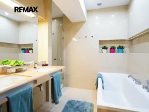 Prodej obchodního prostoru, Kyjov, třída Komenského, 290 m2
