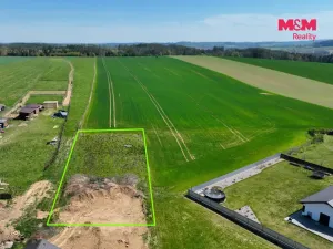 Prodej pozemku pro bydlení, Bácovice, 1600 m2
