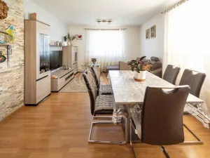 Prodej bytu 3+1, Velký Borek, Vrutická, 71 m2