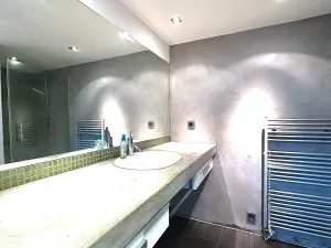 Pronájem atypického bytu, Praha - Smíchov, Křížová, 100 m2