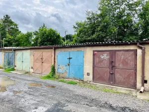 Pronájem garáže, Lovosice, U Výtopny, 18 m2