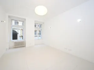 Pronájem bytu 3+1, Praha - Smíchov, Kroftova, 84 m2