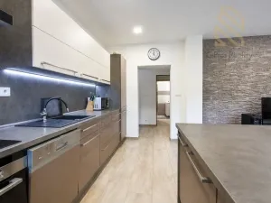 Prodej rodinného domu, Ohníč - Křemýž, 200 m2