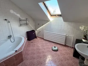 Prodej bytu 4+1, Opava, Přerovecká, 130 m2