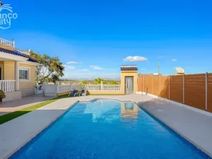 Prodej rodinného domu, San Miguel de Salinas, Alicante, Španělsko, 180 m2
