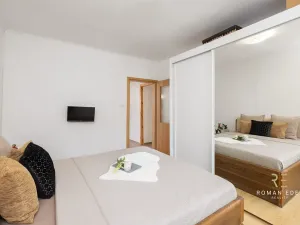Prodej vícegeneračního domu, Chotiněves, 495 m2