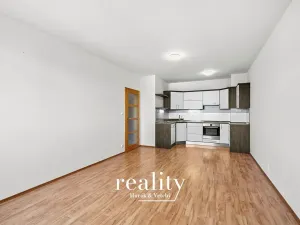 Pronájem bytu 2+kk, Jihlava, Březinova, 48 m2