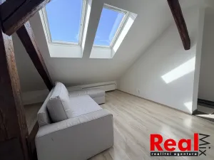 Pronájem bytu 1+kk, Brno - Zábrdovice, Francouzská, 31 m2