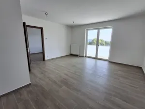 Pronájem bytu 2+kk, Teplice, Novoveská, 57 m2