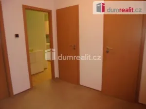 Pronájem bytu 3+1, Praha - Stodůlky, Neustupného, 73 m2