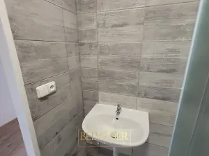 Pronájem bytu 2+kk, Teplice, Zelená, 40 m2