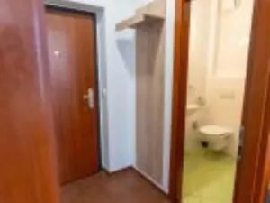 Pronájem bytu 2+kk, Praha - Břevnov, Bělohorská, 46 m2