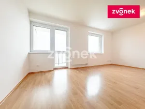 Pronájem bytu 1+kk, Zlín, Voženílkova, 32 m2