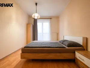 Pronájem bytu 2+kk, Hradec Králové - Třebeš, Ve Stromovce, 70 m2