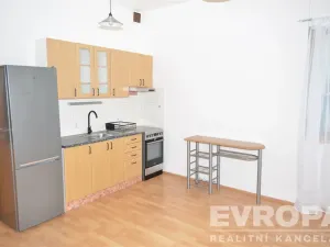 Pronájem bytu 2+kk, Praha, Hlubočepská, 160 m2