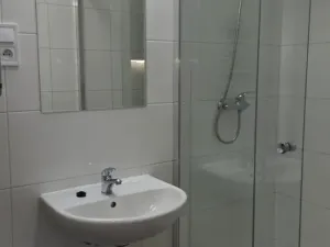 Pronájem bytu 2+1, Praha - Smíchov, Nádražní, 46 m2