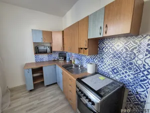 Prodej bytu 2+1, Třinec, Beskydská, 52 m2