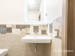 Pronájem bytu 1+kk, Praha - Nové Město, U půjčovny, 38 m2