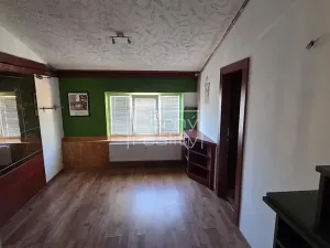 Pronájem komerční nemovitosti, Pardubice, Štrossova, 205 m2