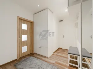 Prodej bytu 3+1, Ostrava - Dubina, Václava Košaře, 62 m2