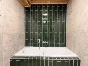 Pronájem atypického bytu, Osek, Tovární, 135 m2